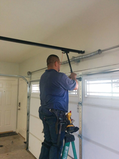 Residential door repair in south gate